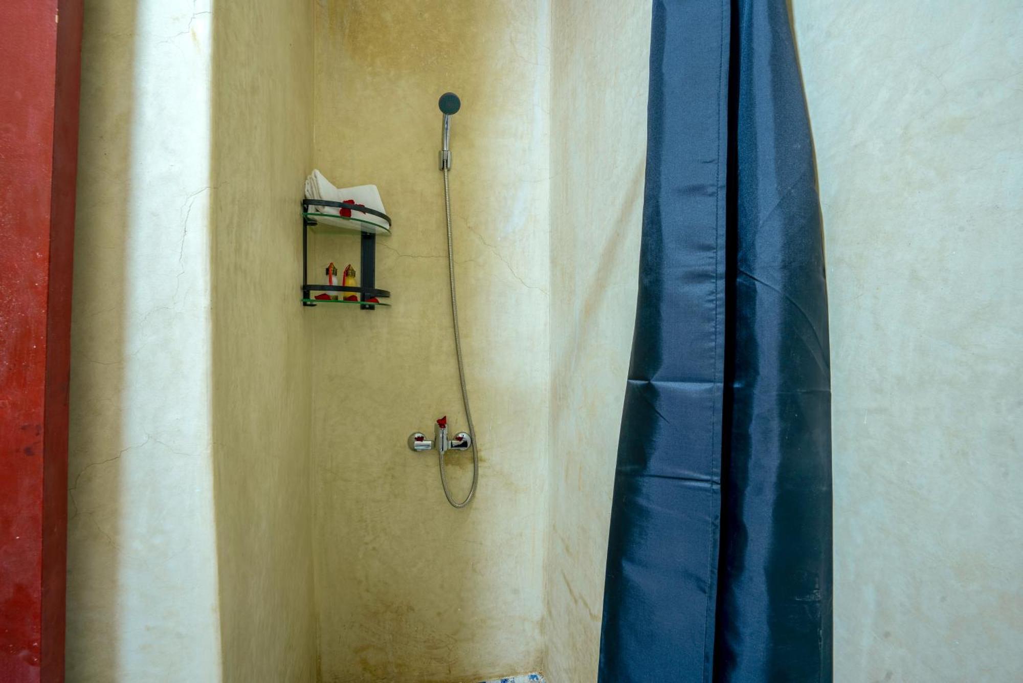 Riad Le Graff Pink Marrakesh Exterior photo