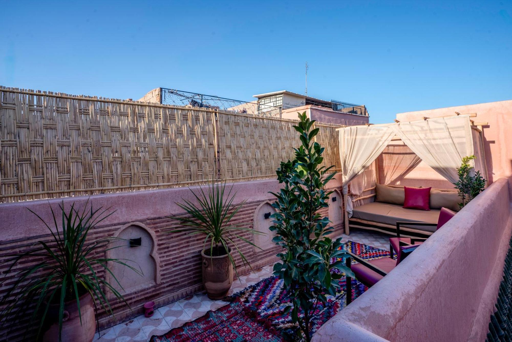 Riad Le Graff Pink Marrakesh Exterior photo