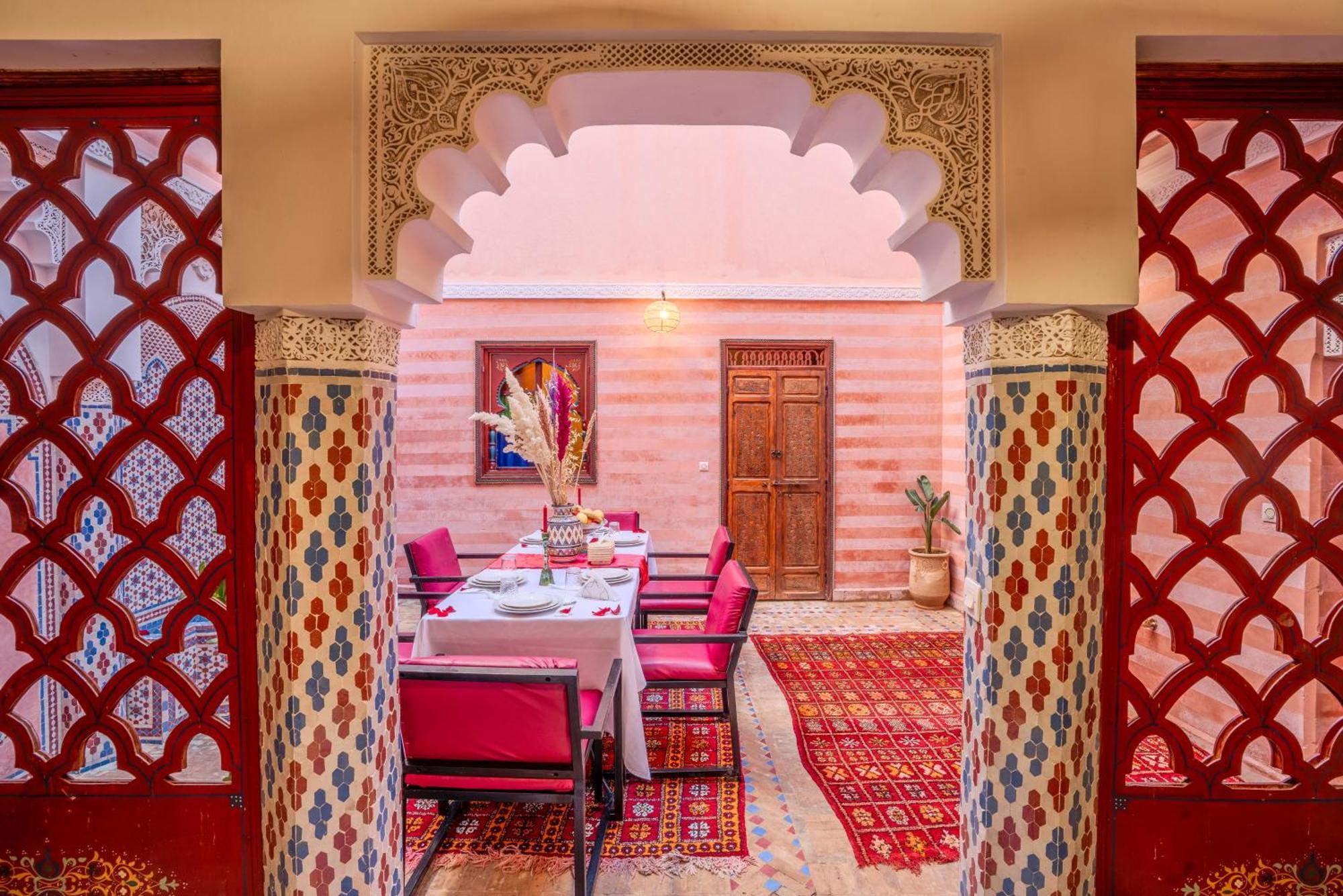 Riad Le Graff Pink Marrakesh Exterior photo